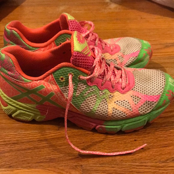 Bright and Beautiful ASICS WOMENS SIZE 7 - Picture 2 of 5